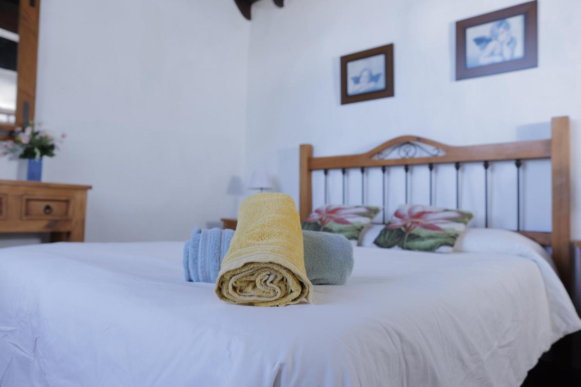 Casonas De Marengo Guest House Icod De Los Vinos Luaran gambar